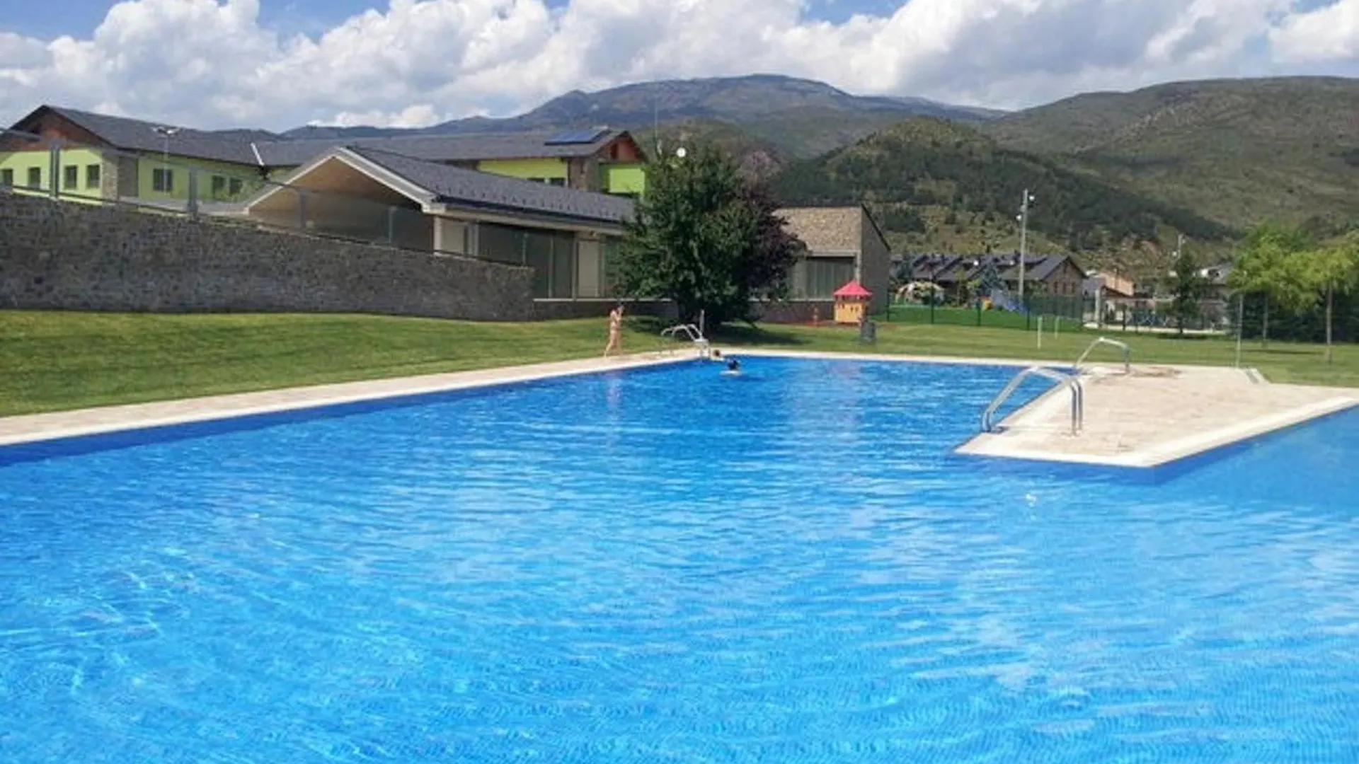 Family House Bellver De Cerdanya